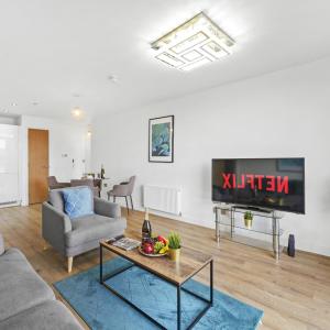 Stylish 2 Bed Apartment - Netflix - City Centre - JQ 306H