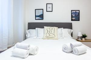 Spacious 4-Bed 2-Bath, 3 min Walk to M1 Bande Nere