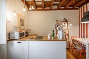 Garibaldi Suite - 7sundays