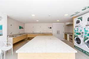 Studio com Sacada no Centro - MAN1706