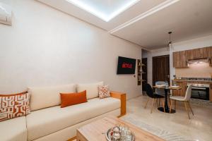 1BR Cosy 2 min M Avenue Parking, Piscine & Fibre