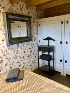 Landelijk gelegen houten huisje