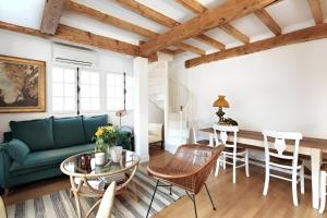 Ganneron - CI - Welcoming studio for 2p - Paris 18