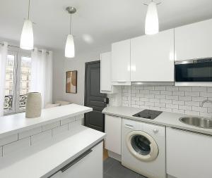 Eiffel Tower - Best deal for 4 people