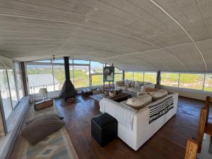 AquaView Beach House Kommetjie, with stunning sea views
