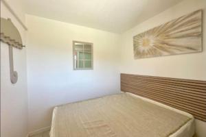 Bright apartment with terrace and sea view