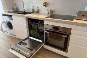 Apartment with terrace near the Champs-Élysées