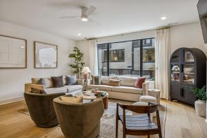 Modern Multi-Level Retreat with Rooftop Hot Tub