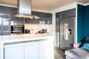 Apartment with terrace and views of the Pyrenees