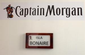 Pousada Captain Morgan Pontal do Sul com Piscina