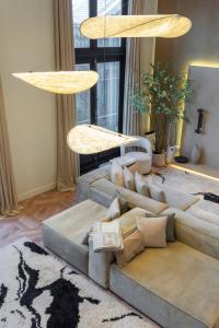 Luxurious 4 Bedroom Amsterdam House with Garden and City Views