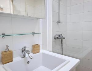 Avenue dItalie - CI - Stylish 24th-floor apartment with Paris views