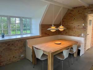 Thatched House With Own Beach On Røsnæs