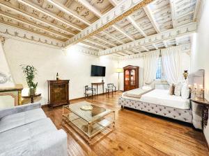Luxury Apartment in Heart of Rome, Perfect for Families and Couples