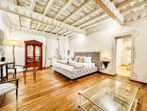 Luxury Apartment in Heart of Rome, Perfect for Families and Couples