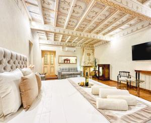 Luxury Apartment in Heart of Rome, Perfect for Families and Couples