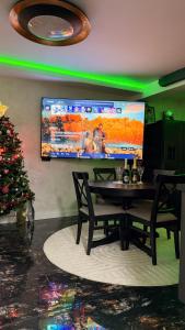 Ultimate Media Experience