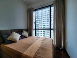 Lake and Sea view apartment at Capitol twinpeak