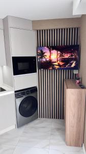 Las Americas 200A apartment