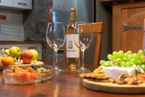 King Shelter by Homie