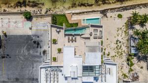 Distrito Puerto by Andiani Travel