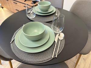 rishko apartment 113, self check in, free parking, bus station, center of the city