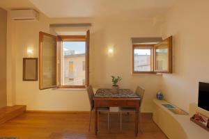 Siena UpTown - Sabrinas Cozy Apartment