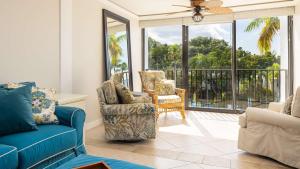 Tranquility at MoonBay B - 304