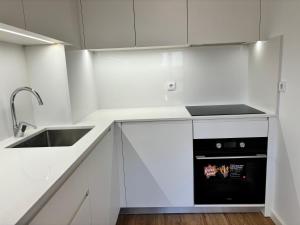 AC, 2Bedrooms APT, City Center 900m to Metro