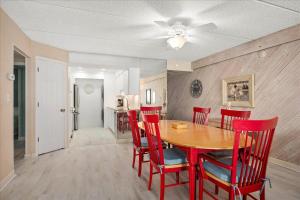 Dreamy Ocean Views in this 3 Bedroom English Towers Condo with Indoor Pool!