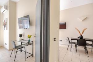 Al Maschio Angioino Apartment - In the center of Naples