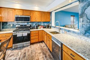 1 Mi to Atlantic City Beach! Family Gem with 2 Decks