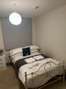 Modern 5 Bedroom Budget Apartment in Headingley