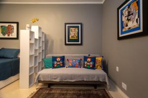 Apto reformado na Av Atlântica praia de Copacabana