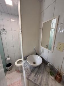 Apartamento com AR, proximo a roda gigante com lazer