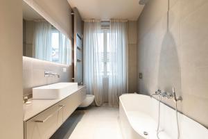 Easylife - Milano - Suffragio 3 - Fashion District