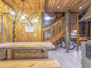 Holiday Home Menninkäisenkolo by Interhome