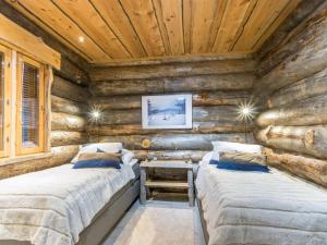 Holiday Home Menninkäisenkolo by Interhome