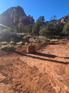 West Sedona King Casita - Hummingbird Suite