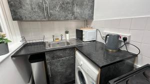 Modern Kensington Studio Near Earls Court Tube