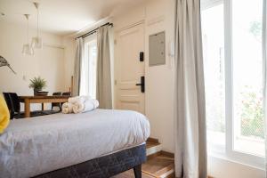 Chic 1BR Bellavista Dining & Hospital Access