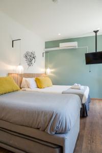 Chic 1BR for 4 Bellavista Metro & Hospital Access