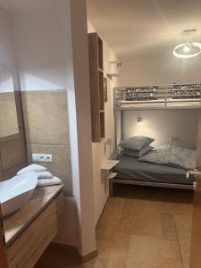 Mountain Flat Luna -Next train station Dobbiaco-