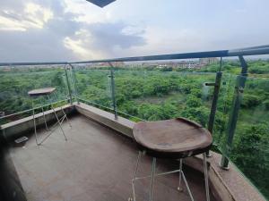 Sea View 4BHK Apartment in Panjim with Pool & Balcony