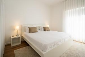 Bright & Spacious Villa by Beach