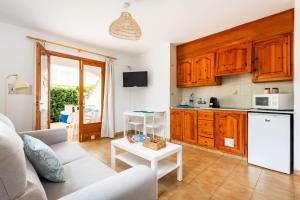 Apartamentos Mar Blanca by Mauter Villas