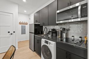 2Beds|2 Baths| Bishop Arts |Near Zoo & Museum|Gym
