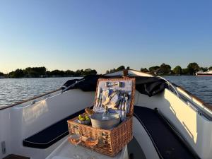 Lakehouses luxe family holiday house 6 pers