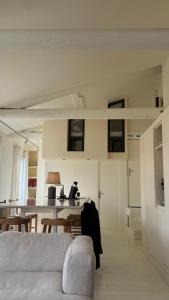 Duplex, grand balcon et sauna