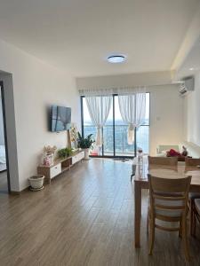 Condo 2 BR at37th floor Morgan EnMaison-Phnompenh